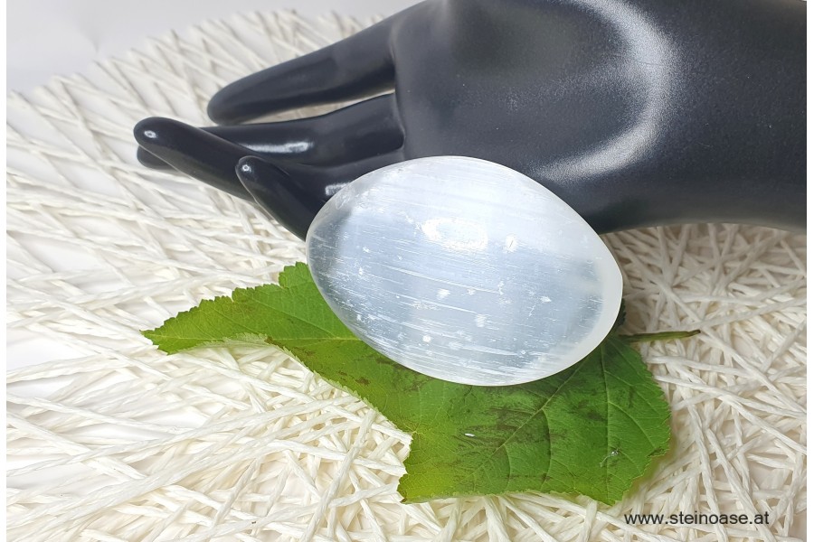 Selenit Handschmeichler 'oval'